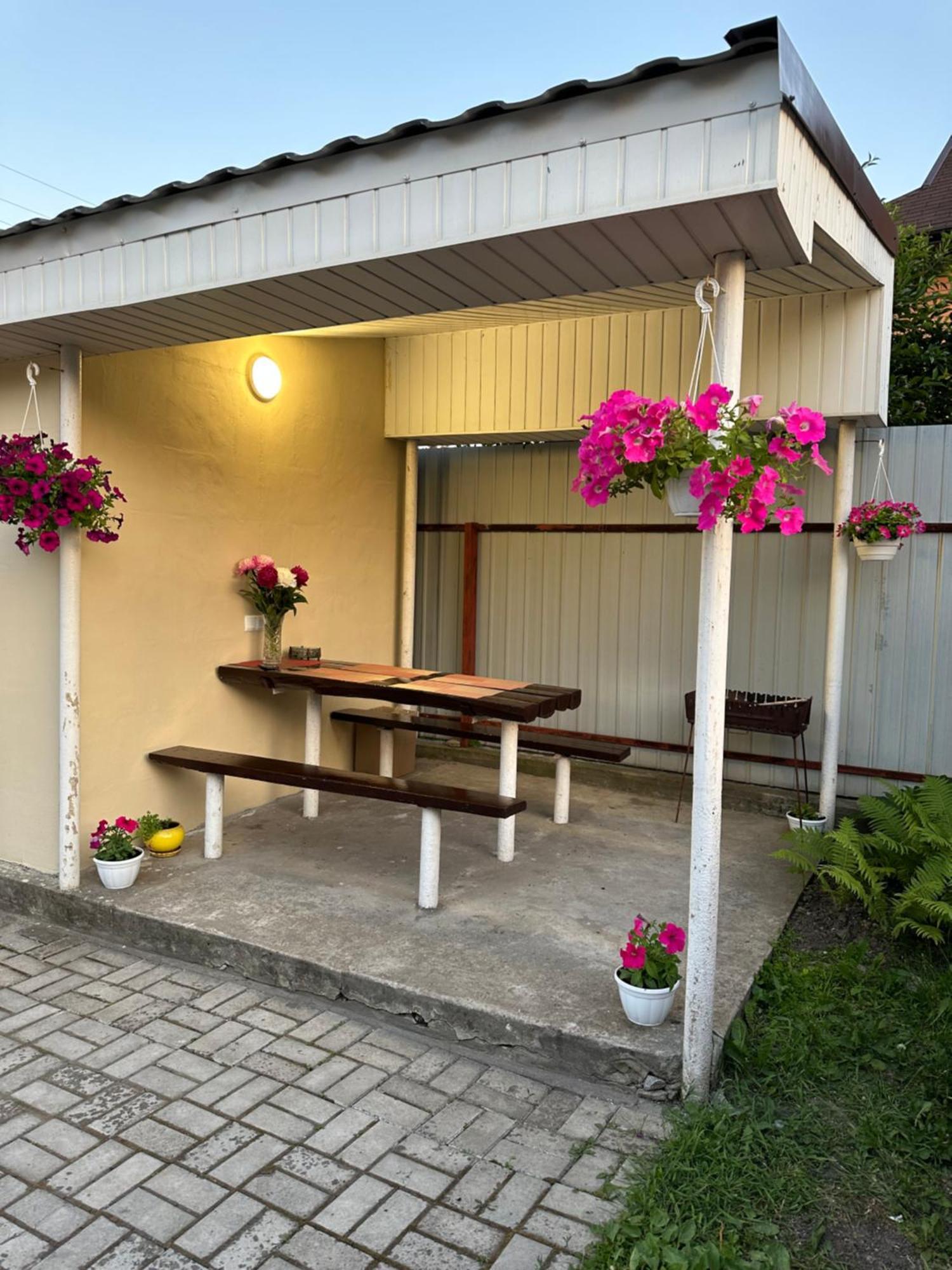 Vesela Bdzhilka Hotel Szumi Kültér fotó